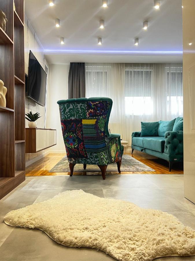 Apartman Exit Bijeljina Exterior foto